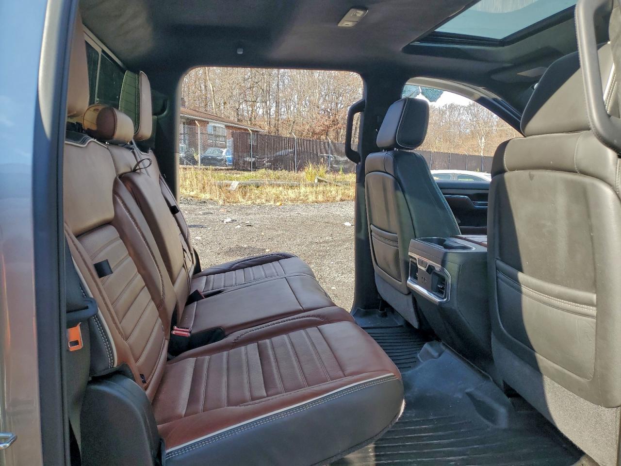 GMC Sierra K2500 Denali Ultimate Image 9