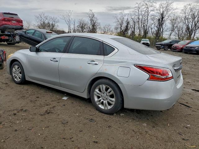 Nissan Altima 2.5 Image 3