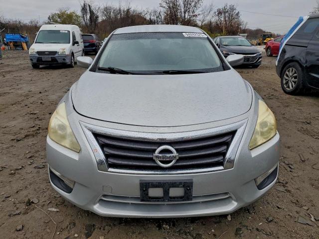 Nissan Altima 2.5 Image 9