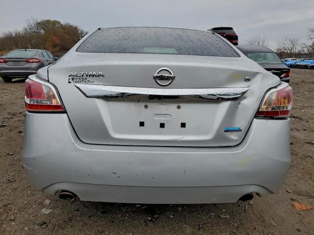 Nissan Altima 2.5 Image 5