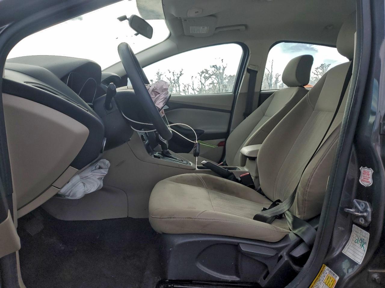 Ford Focus Se Image 10