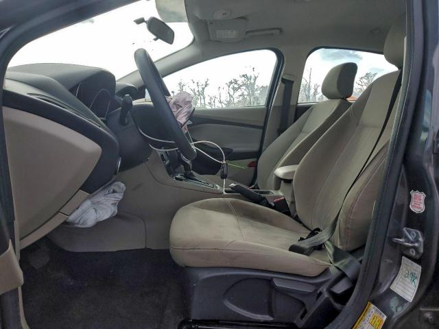 Ford Focus Se Image 10