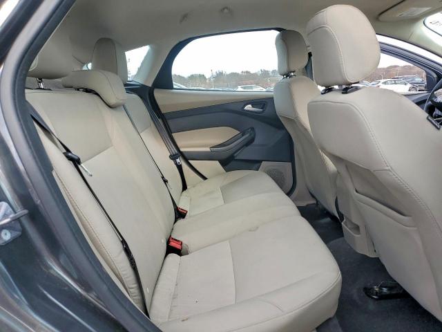 Ford Focus Se Image 12