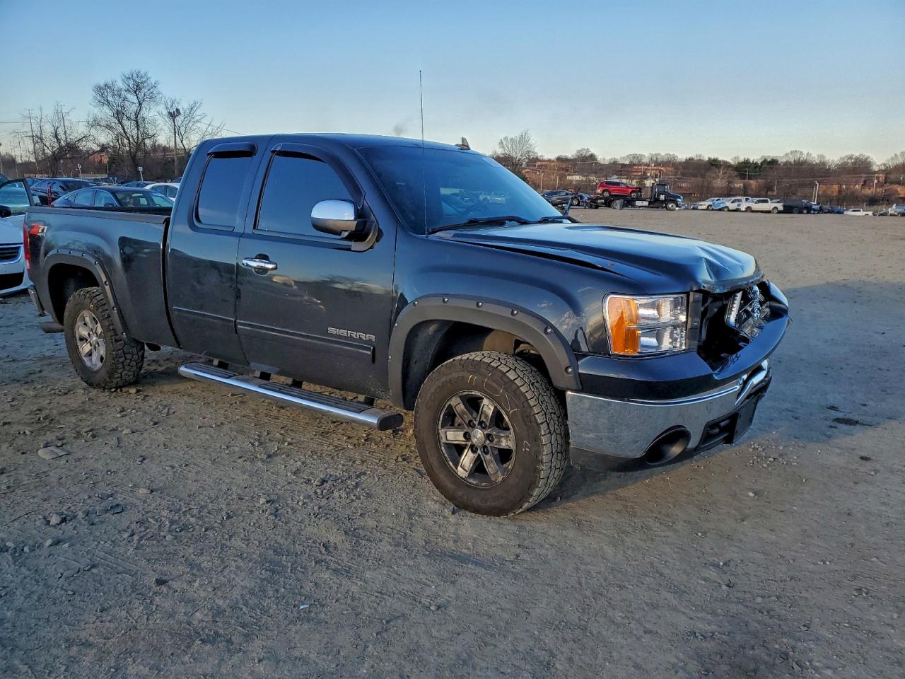 GMC Sierra K1500 Sle Image 3