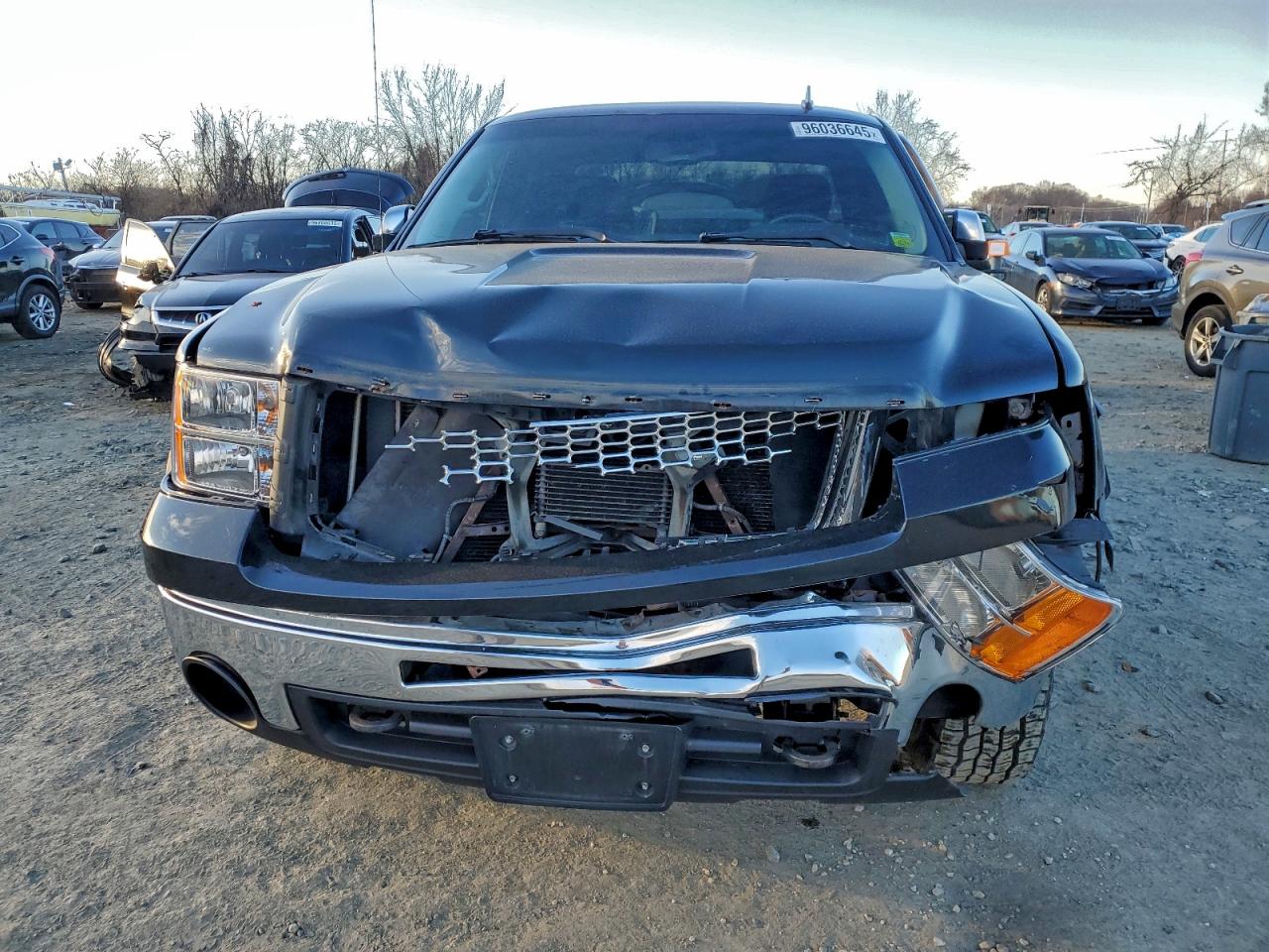 GMC Sierra K1500 Sle Image 6