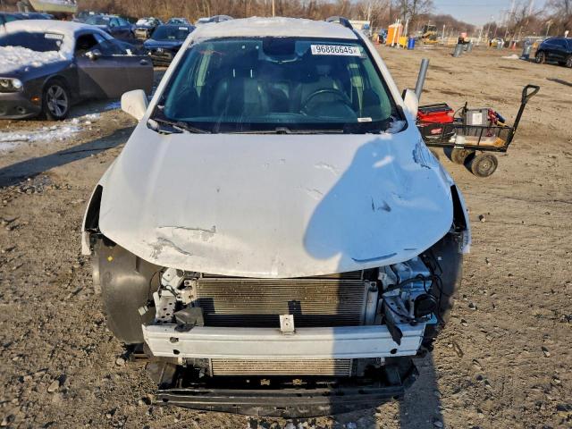 Chevrolet Trax 1lt Image 8