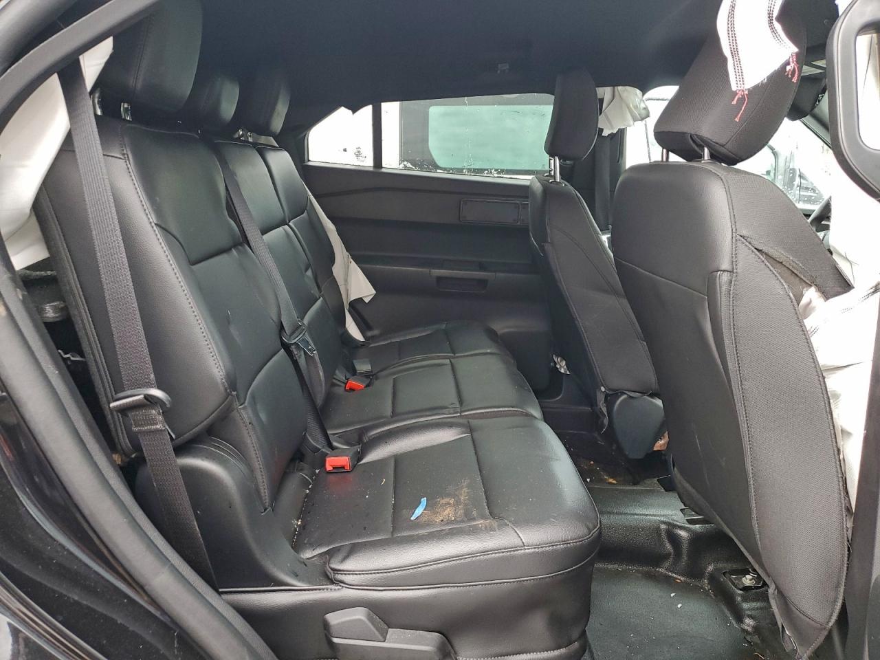 Ford Explorer Police Interceptor Image 11