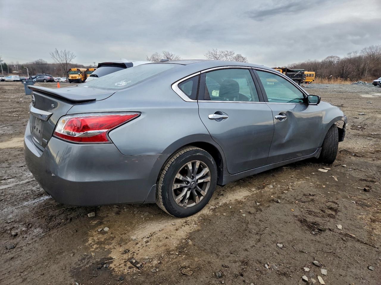 Nissan Altima 2.5 Image 3