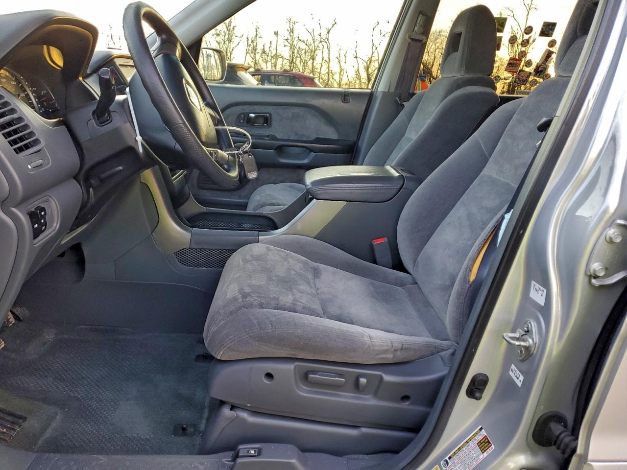 Honda Pilot Ex Image 8