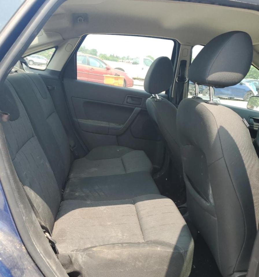 Ford Focus Se Image 8