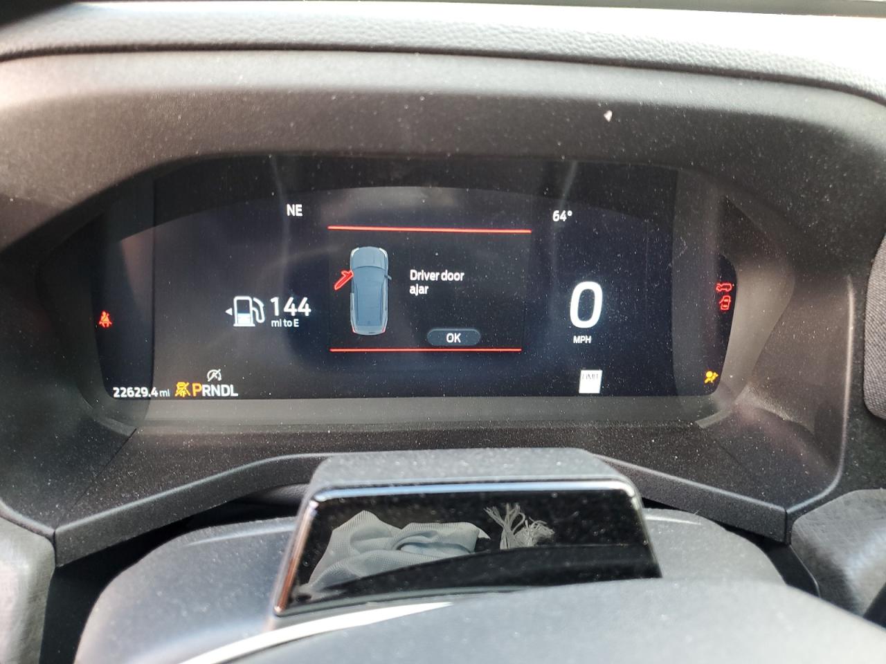 Ford Explorer Platinum Image 5