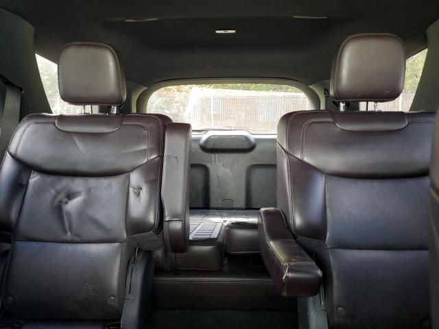 Ford Explorer Platinum Image 11