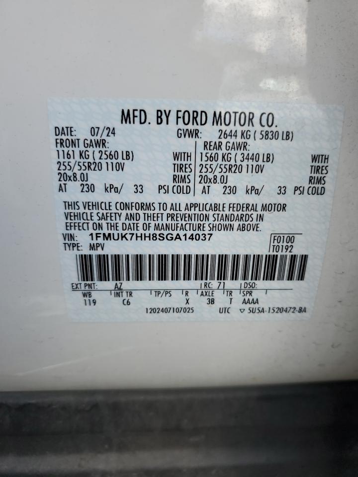 Ford Explorer Platinum Image 7