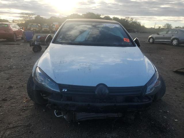 Volkswagen Golf Image 10