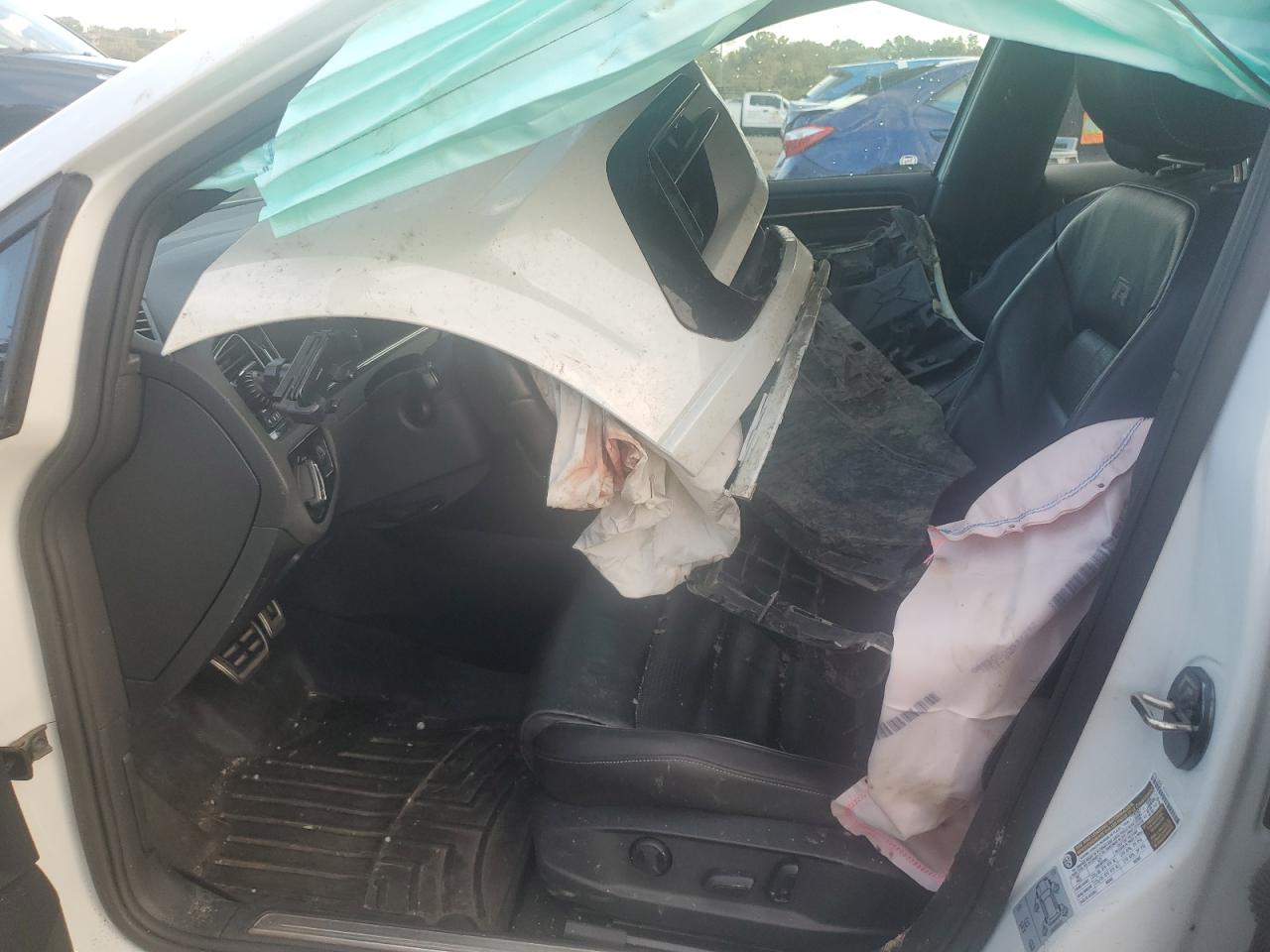 Volkswagen Golf Image 8