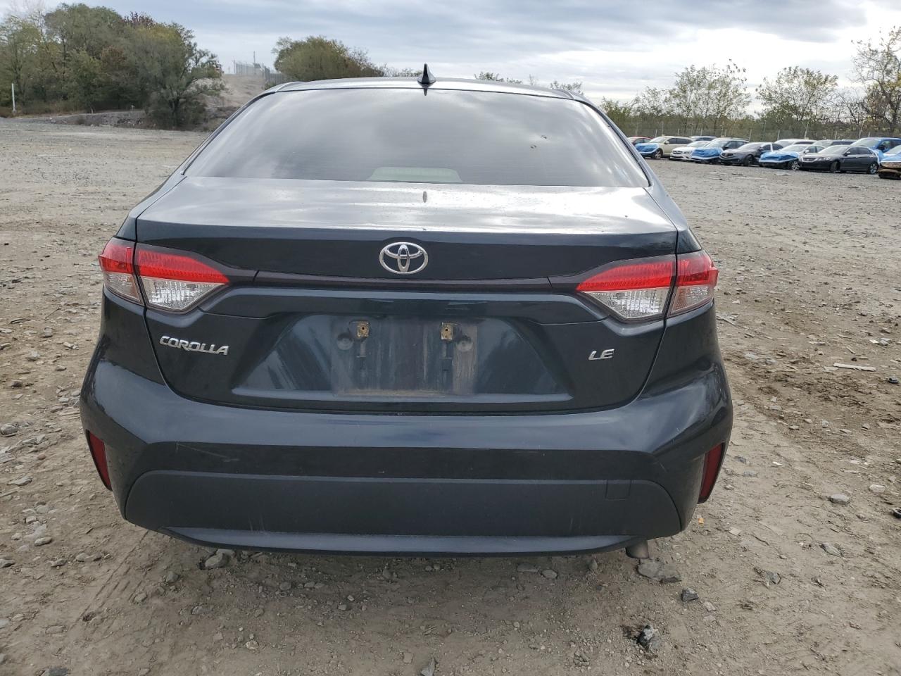 Toyota Corolla Le Image 6