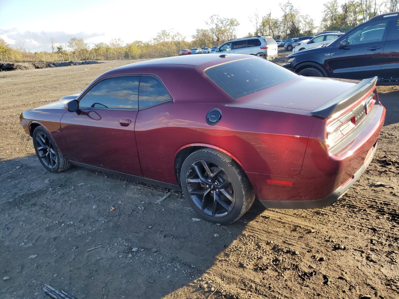Dodge Challenger R/t Image 3