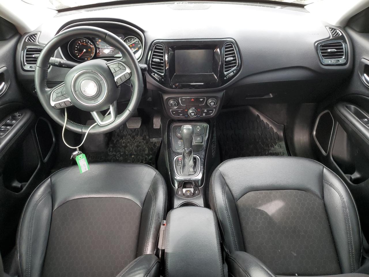 Jeep Compass Latitude Image 4