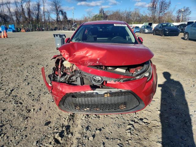 Toyota Corolla Le Image 9