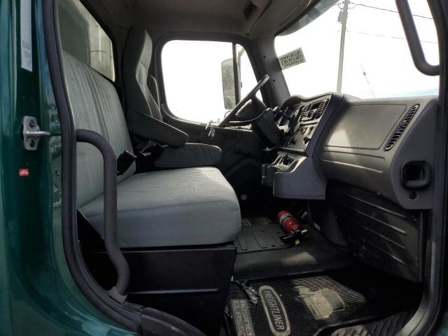 Freightliner M2 106 Medium Duty Image 4