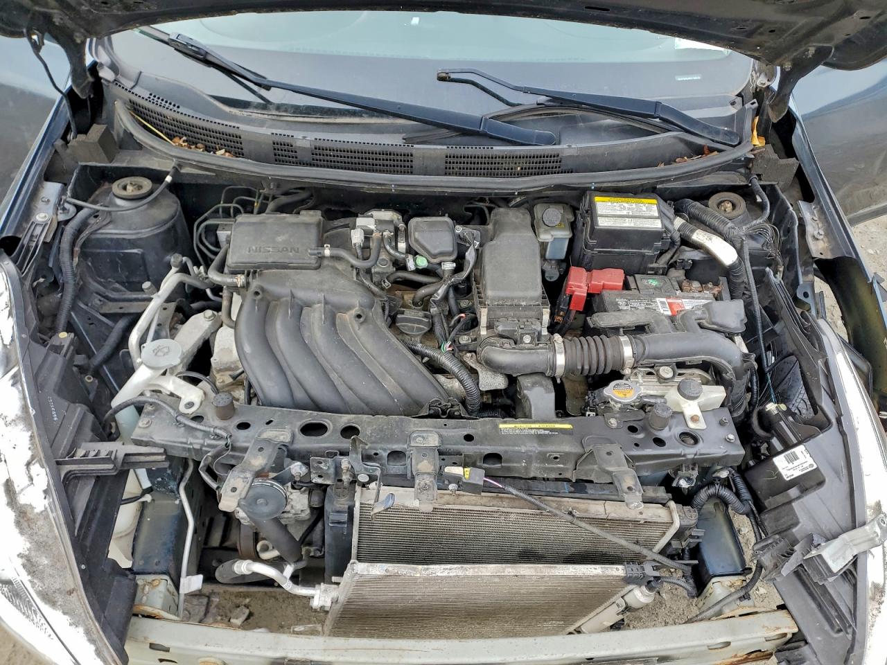 Nissan Versa S Image 3