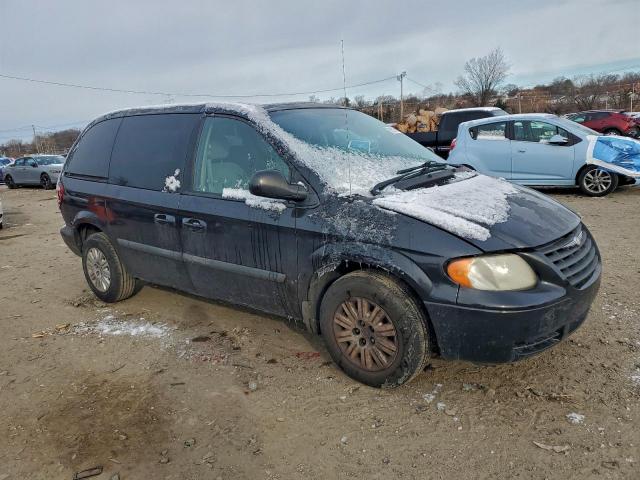 Chrysler Minivan Image 3