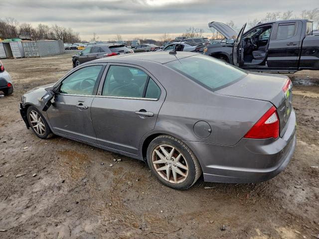 Ford Fusion Sel Image 2