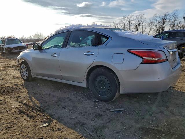 Nissan Altima 2.5 Image 9