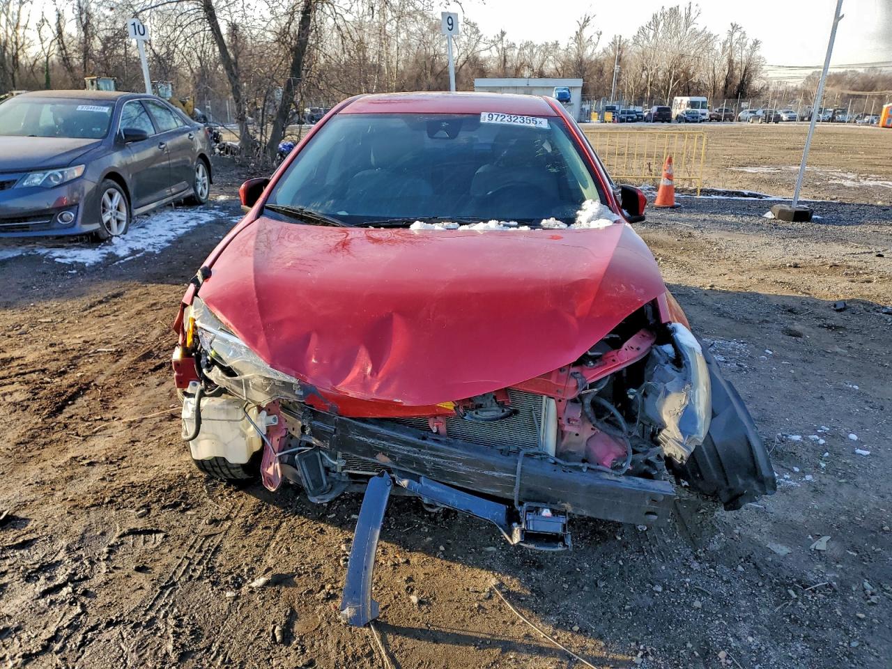 Toyota Corolla L Image 11