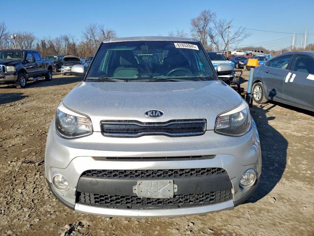 Kia Soul + Image 8