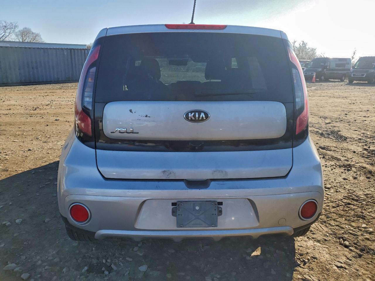 Kia Soul + Image 7