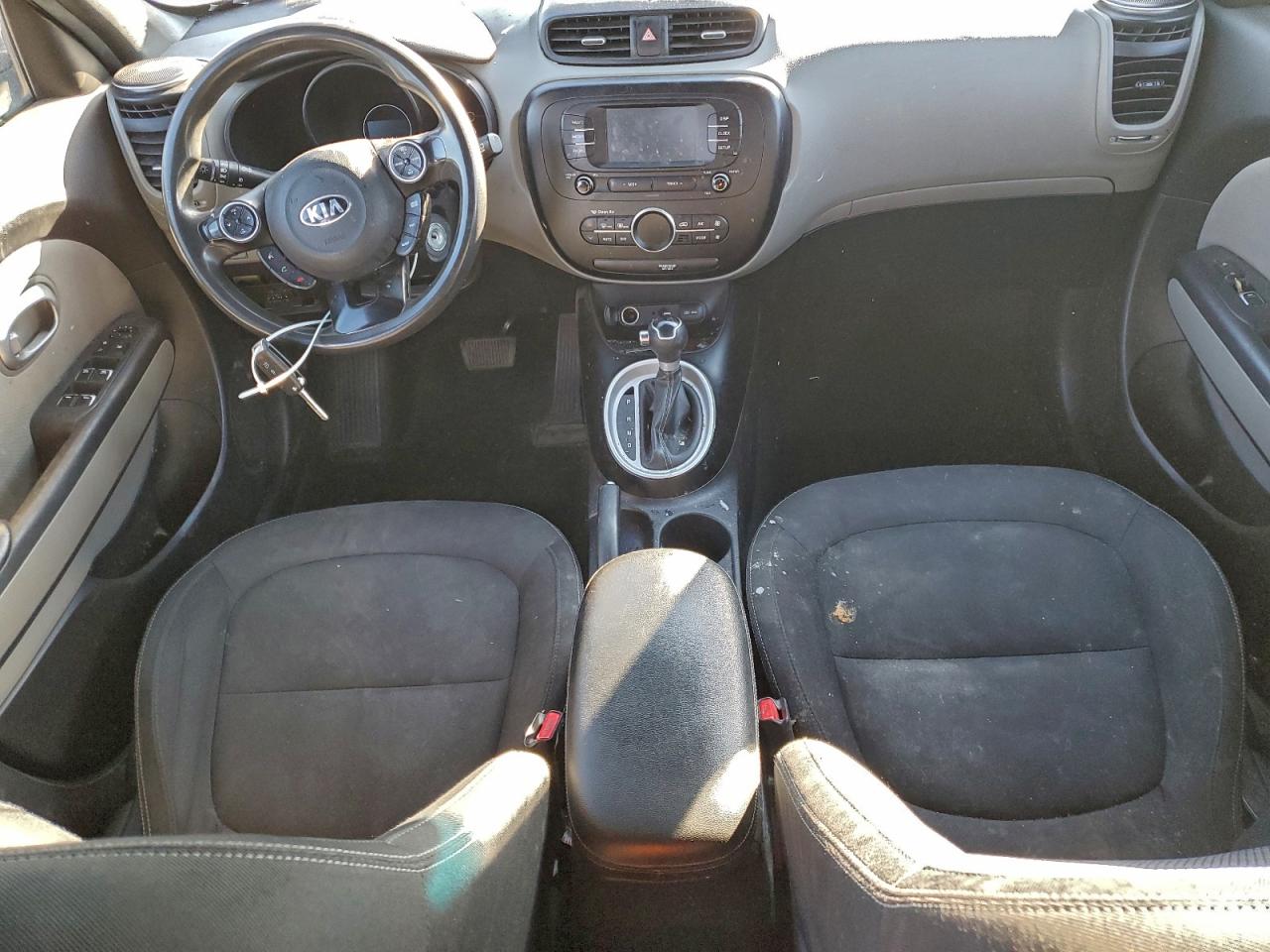 Kia Soul + Image 12
