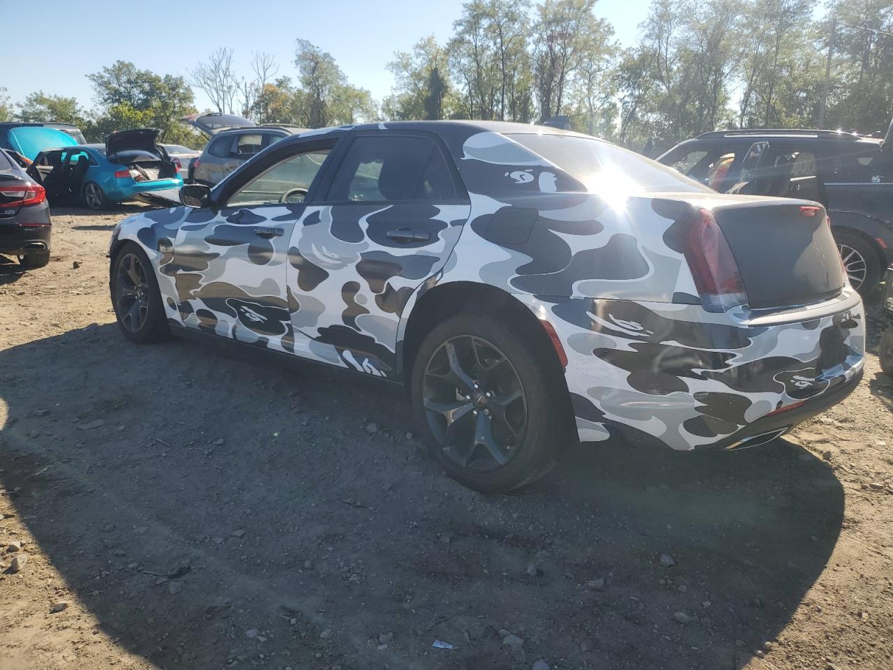 Chrysler 300 Touring Image 2