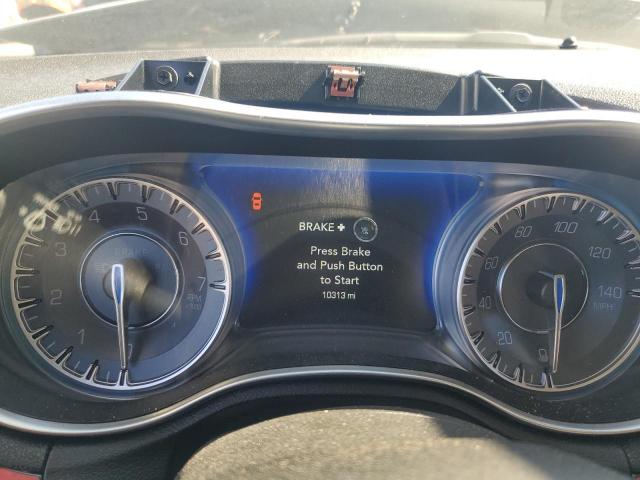 Chrysler 300 Touring Image 12