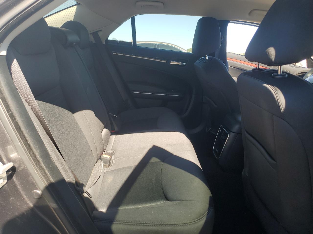 Chrysler 300 Touring Image 5