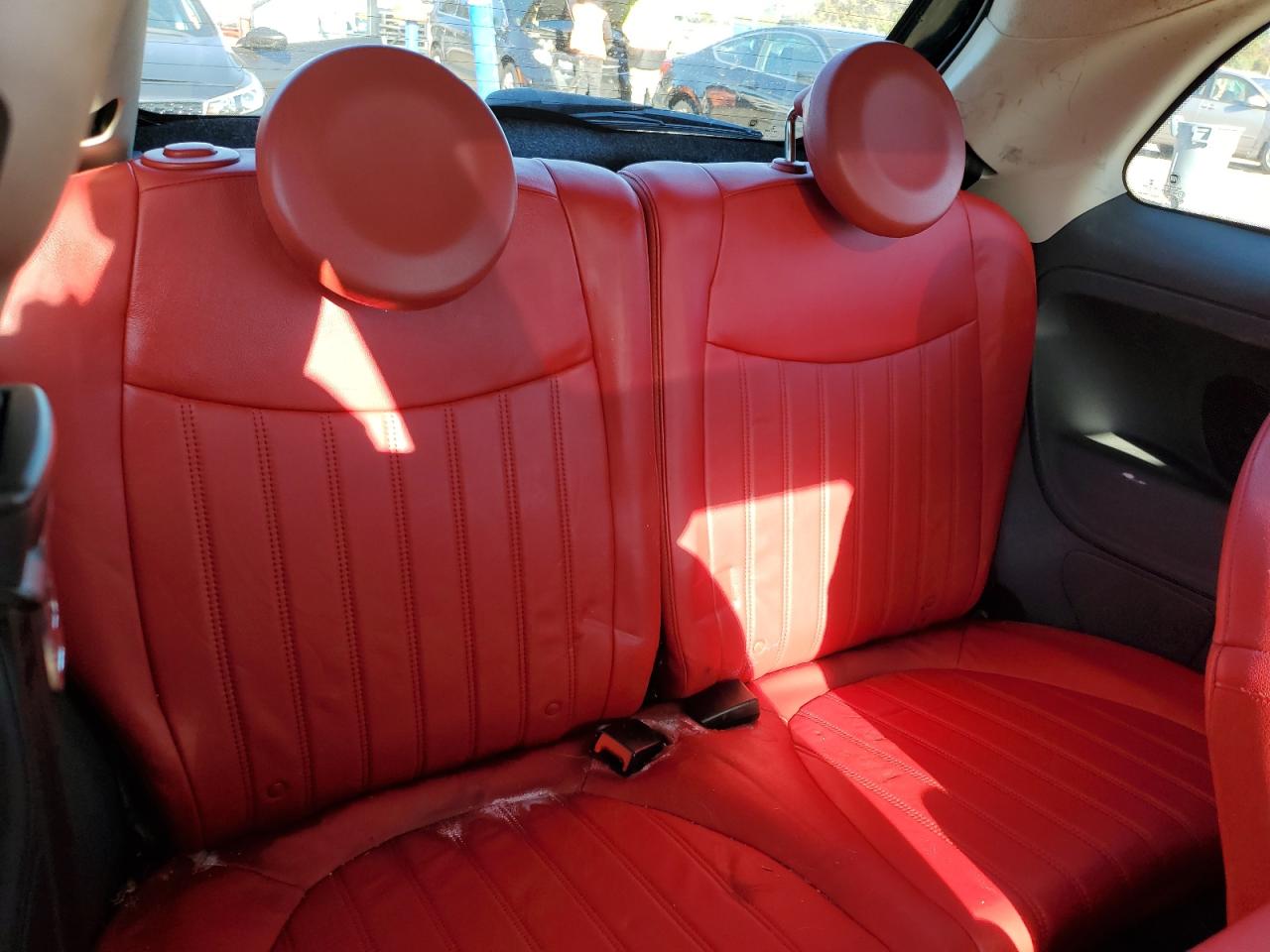 FIAT 500 Lounge Image 9