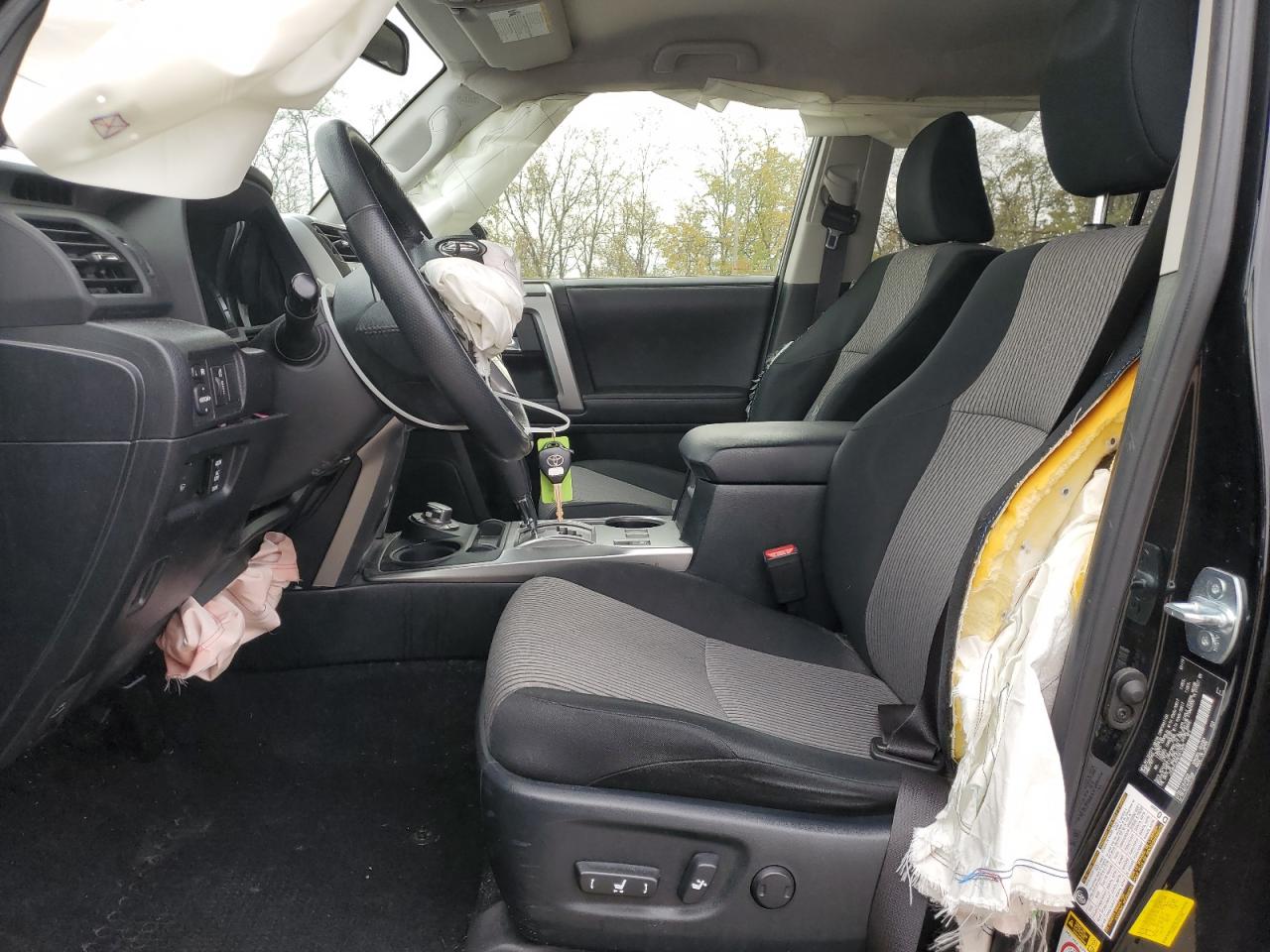 Toyota 4Runner Sr5/sr5 Premium Image 2