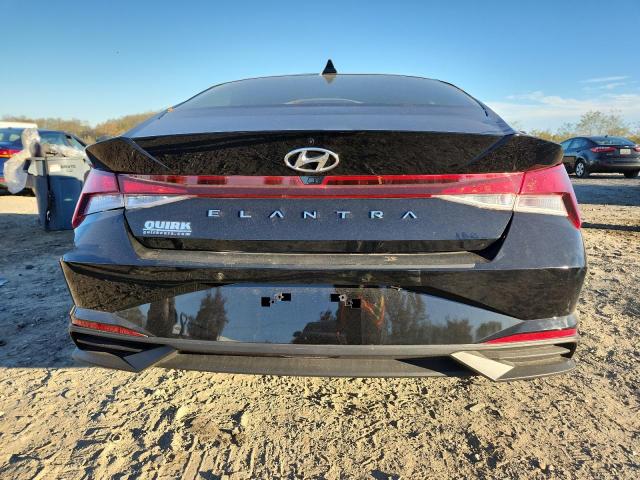 Hyundai ELANTRA Sel Image 3