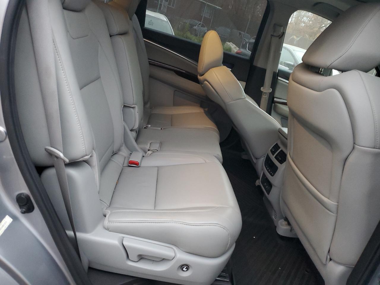 Acura MDX Technology Image 11