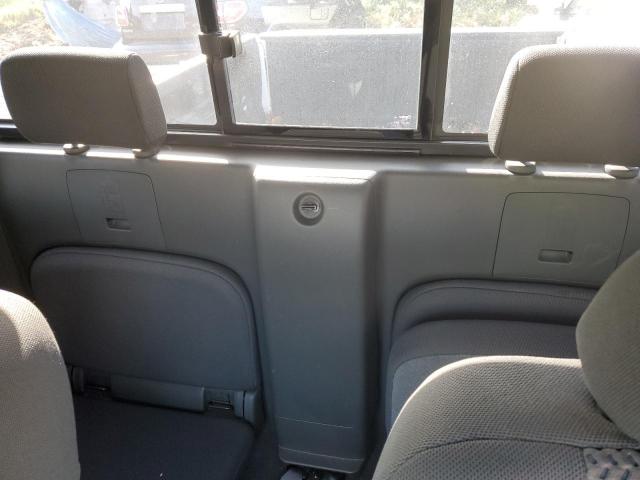 Nissan Frontier Sv Image 12