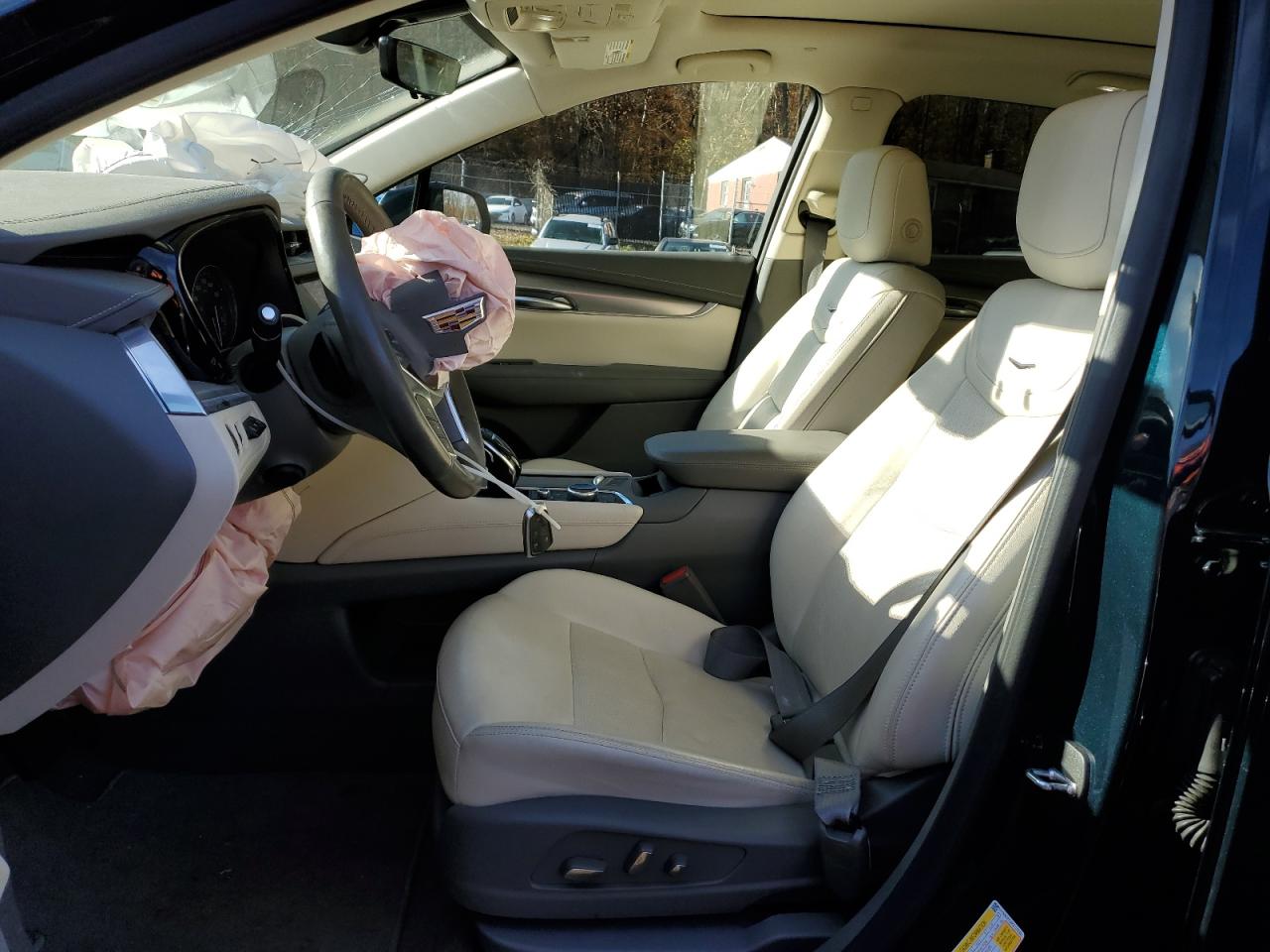 Cadillac XT5 Premium Luxury Image 11