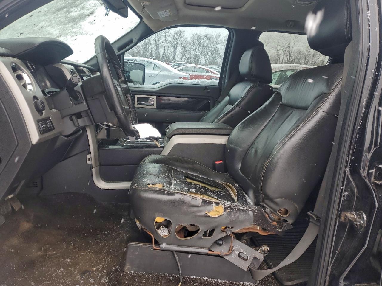 Ford F-150 Supercrew Image 9