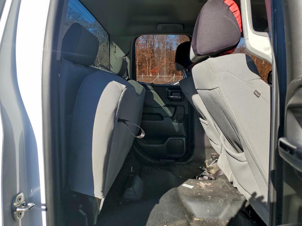 Chevrolet Silverado C1500 Image 7