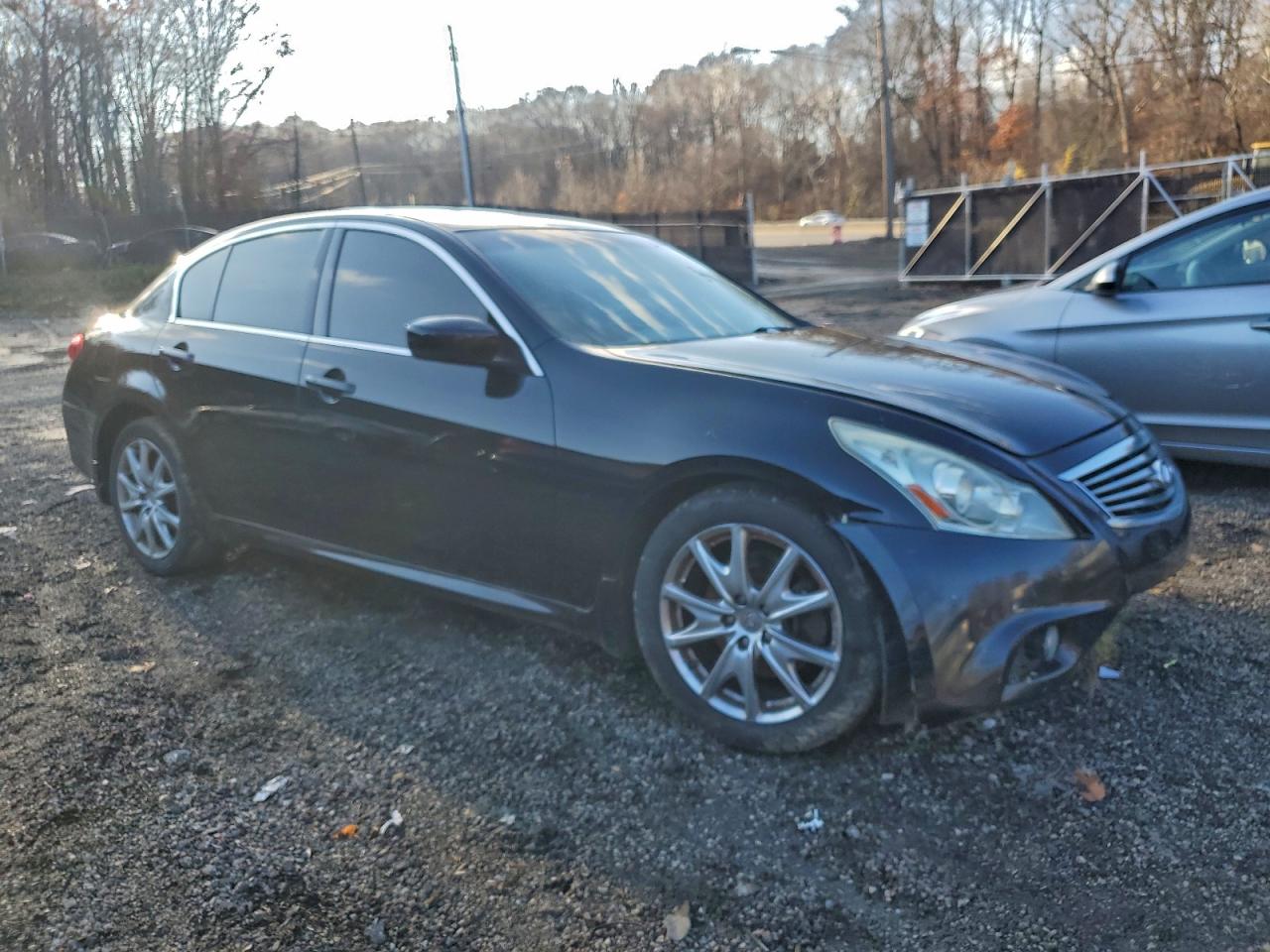 INFINITI G37 Image 12