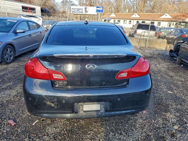 INFINITI G37 Image 2