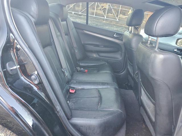 INFINITI G37 Image 10