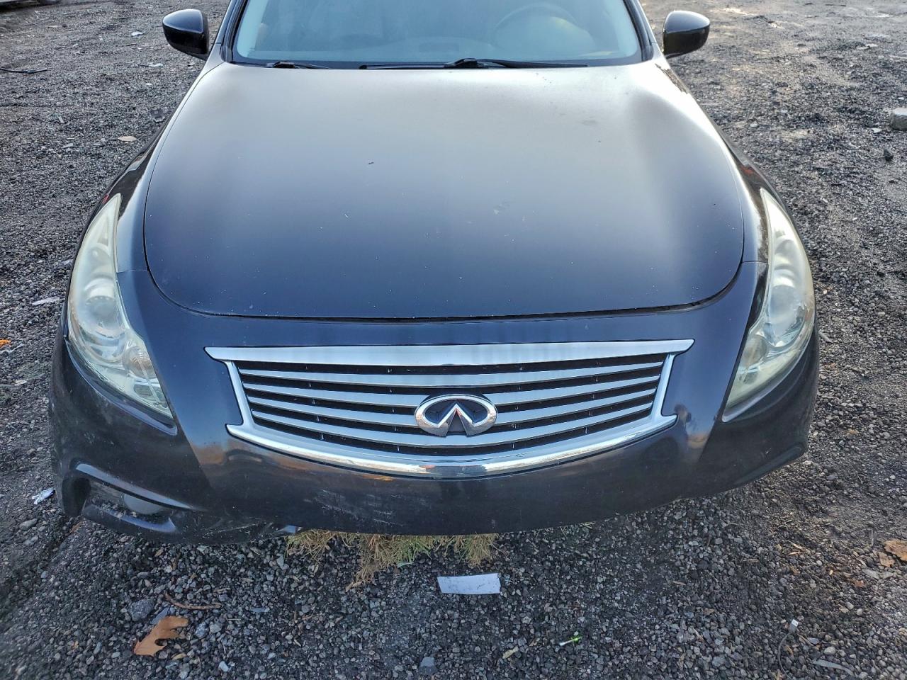 INFINITI G37 Image 9