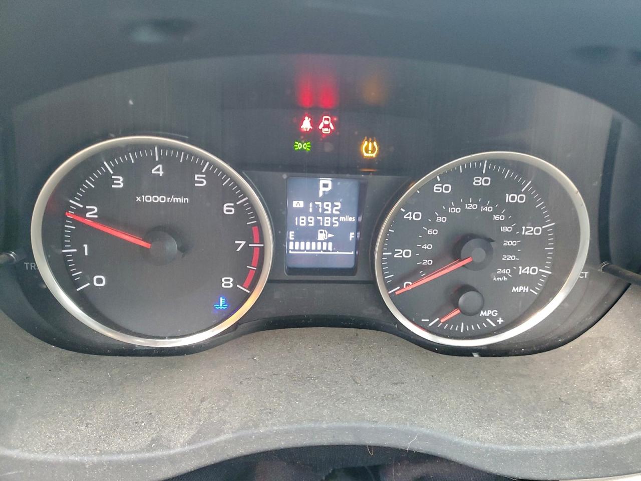 Subaru Xv 2.0 Limited Image 13