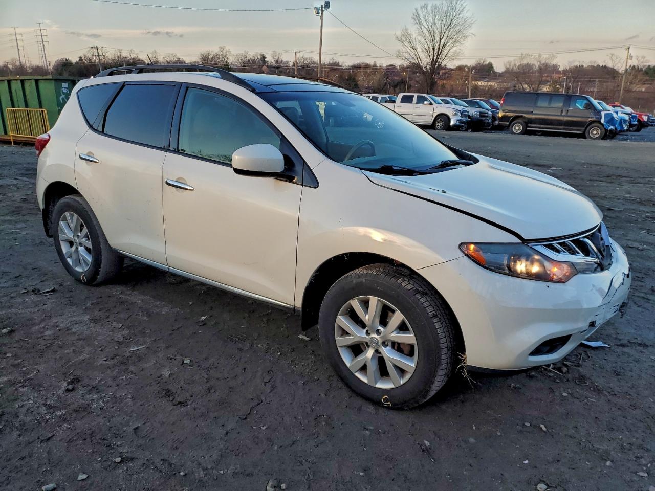 Nissan Murano S Image 4