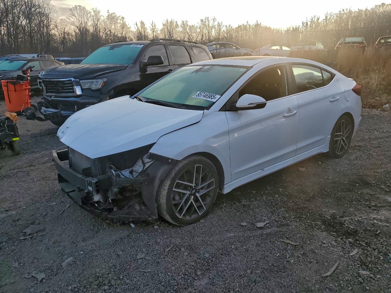 Hyundai ELANTRA Sport Image 1